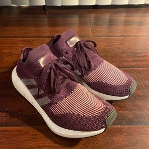 Adidas Women’s Swift Run Primeknit Size 7